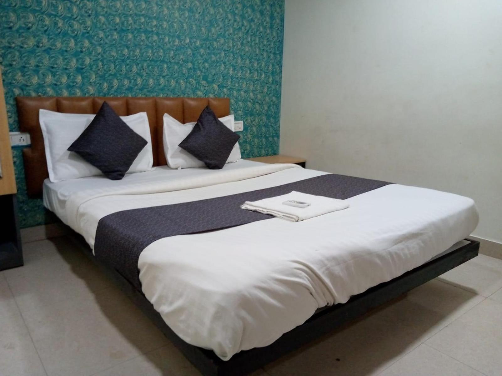 Tri Hotel — Photos 1